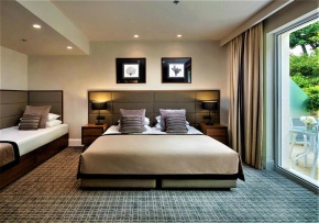 Lia Hotel