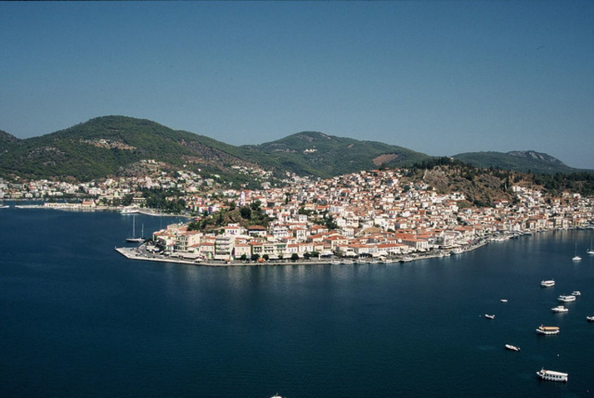 Poros 9